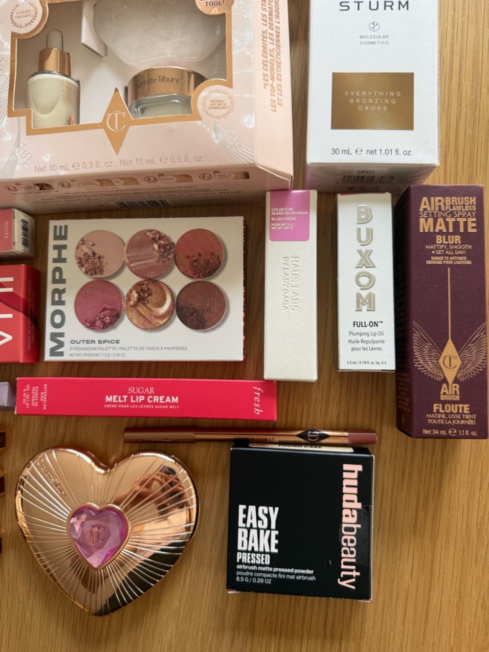 Brand NEW, Never Used Glam Makeup Set - Picture 4 of 7